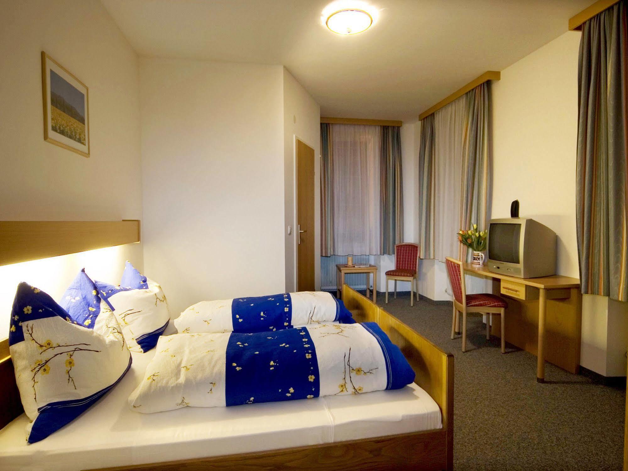 Hotel Gasthof Stefansbruecke Mutters Екстериор снимка