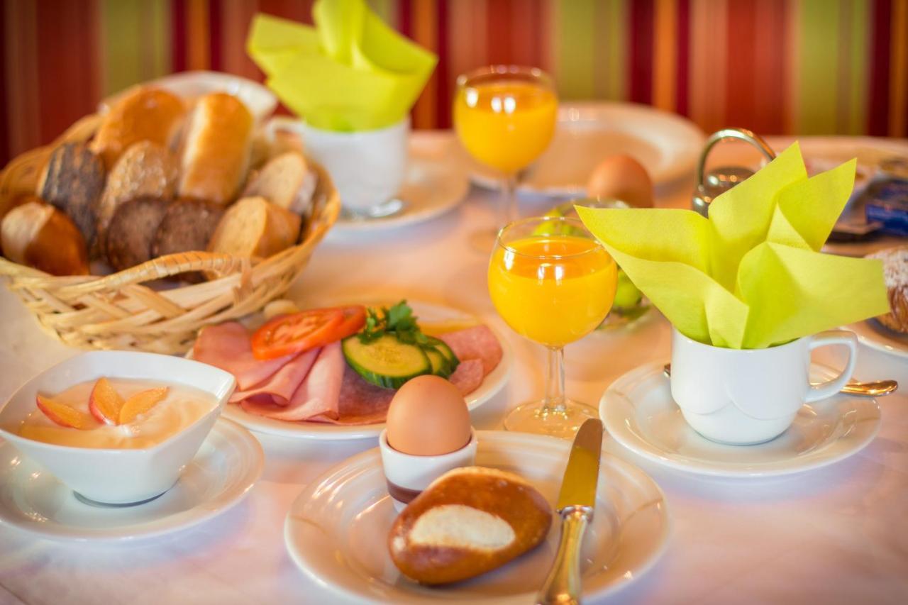 Hotel Gasthof Stefansbruecke Mutters Екстериор снимка